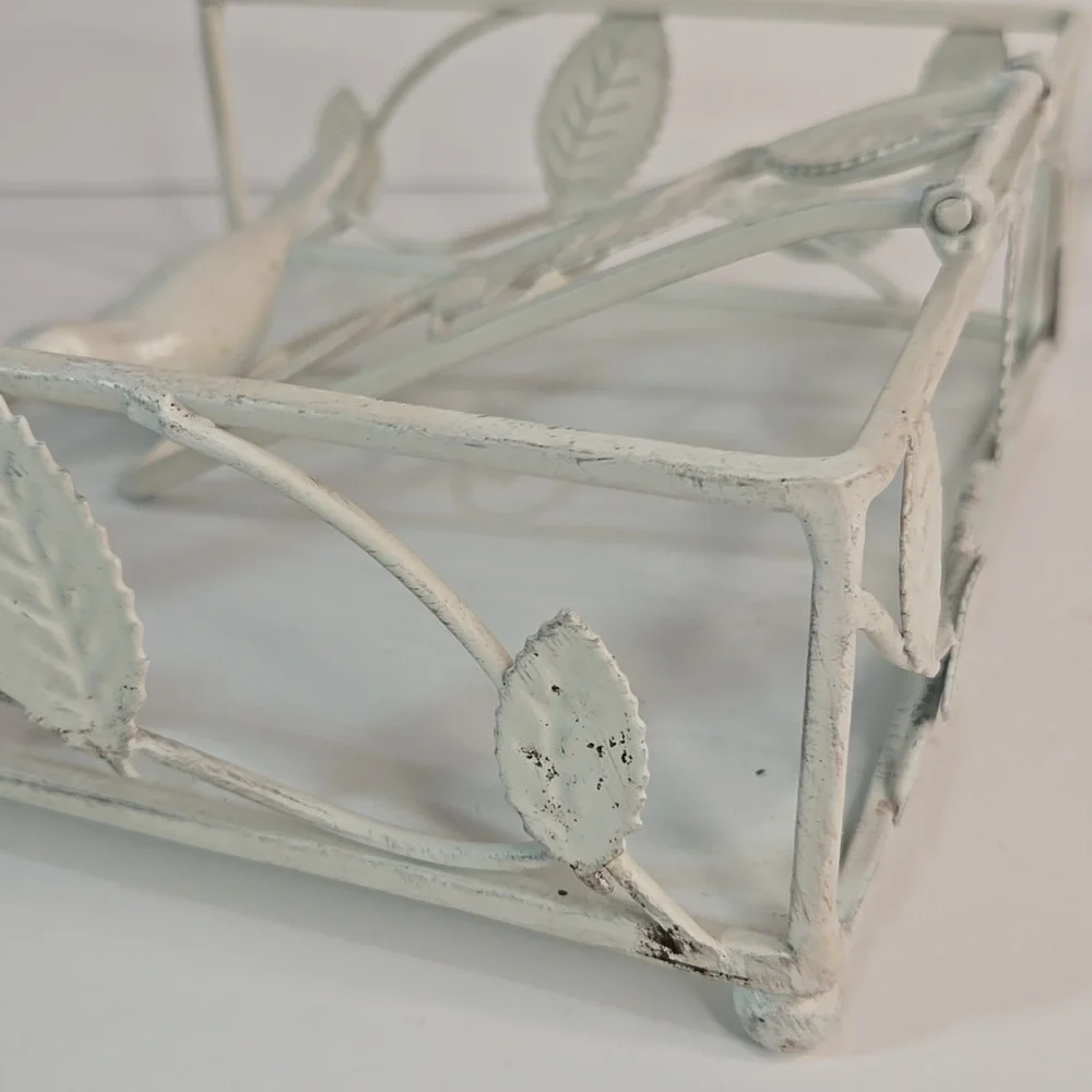 Shabby Chic distressed shabby